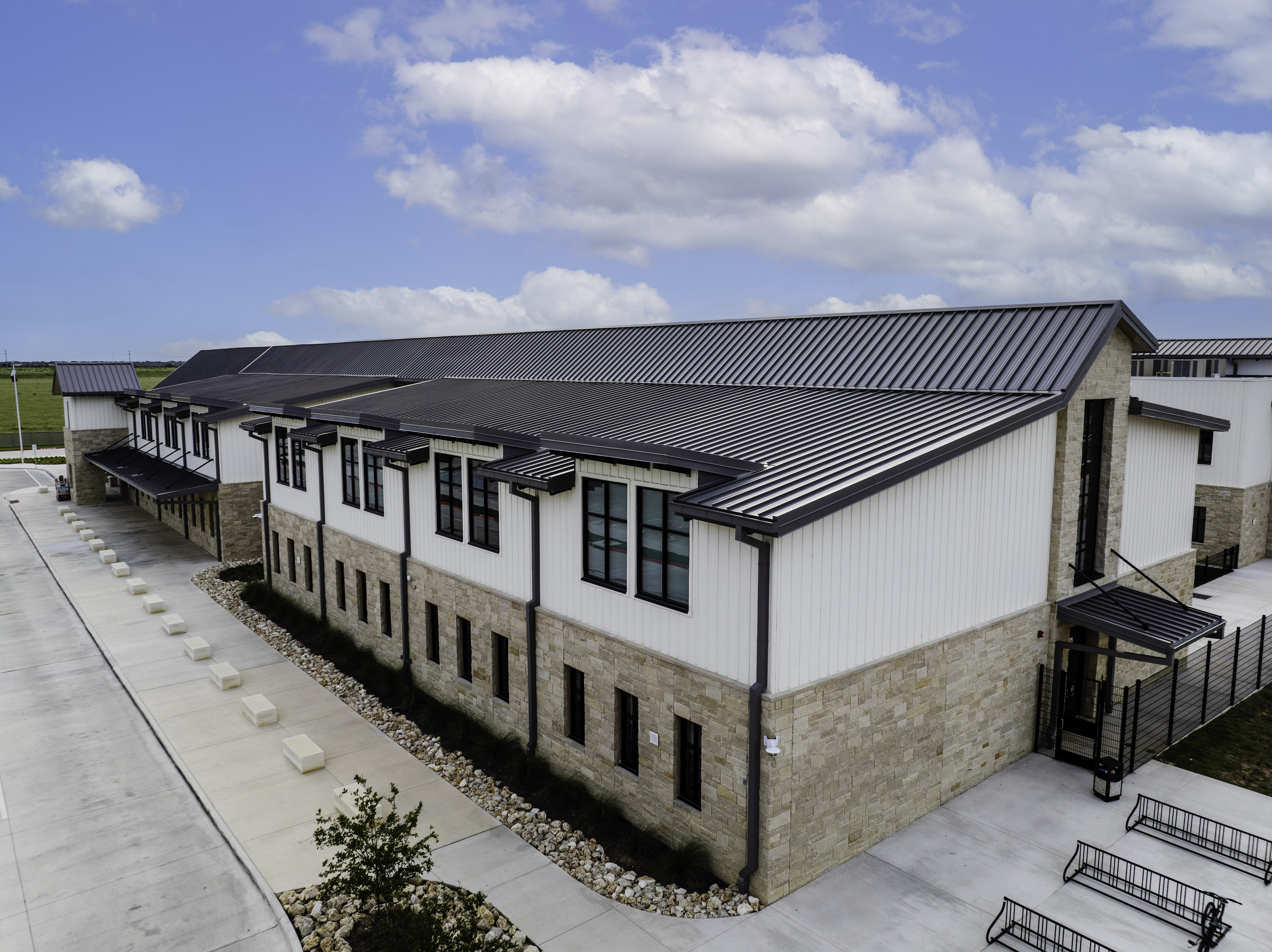 Completed building project from Texas Roofing’s portfolio